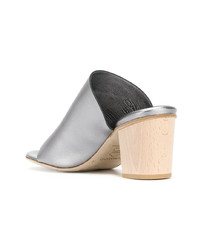 Серебряные кожаные босоножки на каблуке от Humanoid