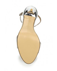 Серебряные кожаные босоножки на каблуке от Vitacci