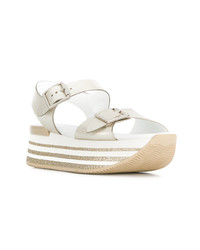 Серебряные кожаные босоножки на танкетке от Hogan