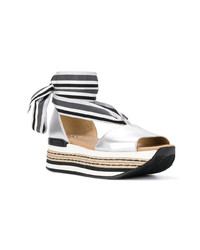 Серебряные кожаные босоножки на танкетке от Hogan