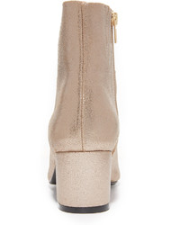 Серебряные кожаные ботильоны от Steven