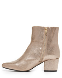 Серебряные кожаные ботильоны от Steven