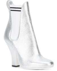 Женские серебряные кожаные ботинки от Fendi