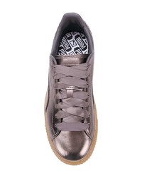 Женские серебряные кожаные низкие кеды от Puma