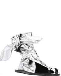 Серебряные кожаные сандалии на плоской подошве от Isabel Marant