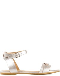 Серебряные кожаные сандалии на плоской подошве от Marc by Marc Jacobs
