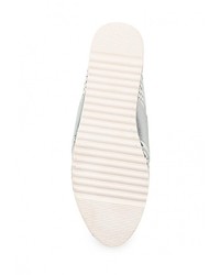 Женские серебряные кожаные слипоны от Sweet Shoes