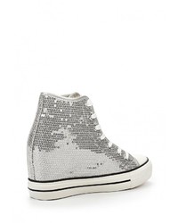 Серебряные кроссовки на танкетке от Bella Comoda