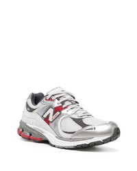 Мужские серебряные кроссовки от New Balance