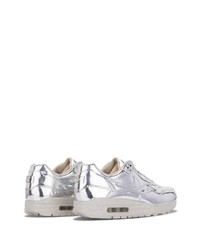 Мужские серебряные кроссовки от Nike