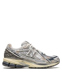 Мужские серебряные кроссовки от New Balance