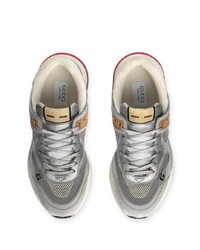 Мужские серебряные кроссовки от Gucci