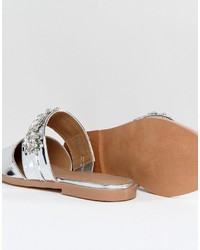 Серебряные сабо с украшением от Asos