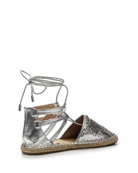 Серебряные сандалии на плоской подошве от Ella