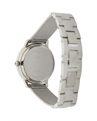 Женские серебряные часы от GUESS