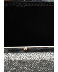 Серебряный клатч от Be...