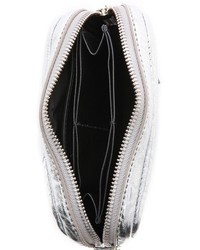 Серебряный клатч от Alexander Wang