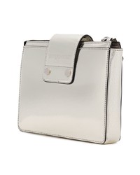 Серебряный кожаный клатч от Sergio Rossi