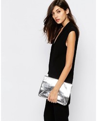 Серебряный кожаный клатч от Asos