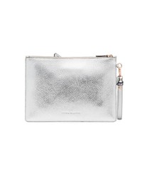 Серебряный кожаный клатч от Sophia Webster