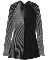 Серебряный свитер с v-образным вырезом