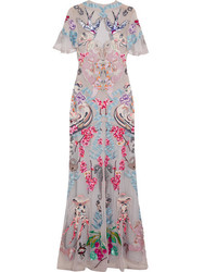 Серое вечернее платье с пайетками с украшением от Temperley London