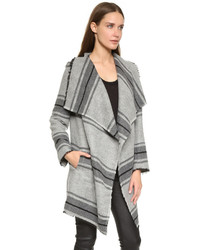 Женское серое пальто в горизонтальную полоску от BB Dakota