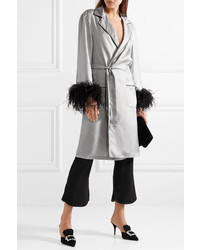 Женское серое пальто дастер от Prada