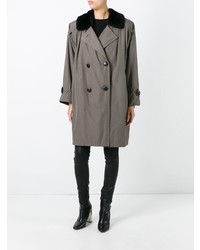 Серое пальто с меховым воротником от Yves Saint Laurent Vintage