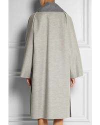 Женское серое пальто от The Row