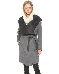 Женское серое пальто от Soia & Kyo