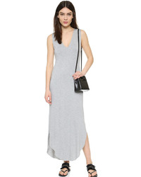 Серое платье-макси от Feel The Piece
