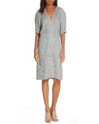 Серое платье-миди в клетку