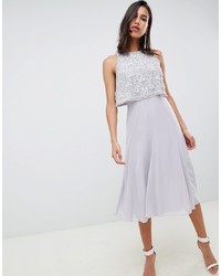 Серое платье с пышной юбкой из фатина