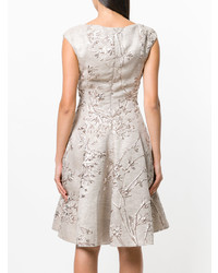 Серое платье с пышной юбкой от Talbot Runhof