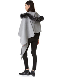 Серое пончо от Mackage