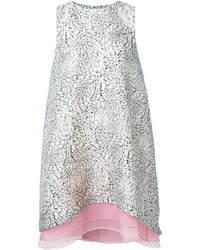 Серое шелковое платье прямого кроя от Carolina Herrera