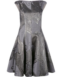 Серое шелковое платье от Talbot Runhof