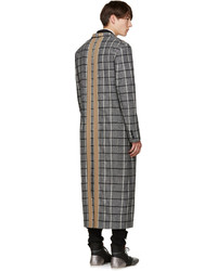 Мужское серое шерстяное пальто в клетку от Pyer Moss