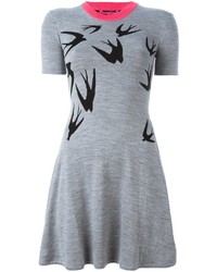Серое шерстяное платье с принтом от McQ by Alexander McQueen