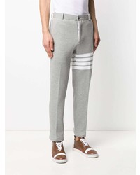Серые брюки чинос от Thom Browne