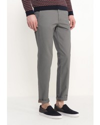 Серые брюки чинос от Dockers