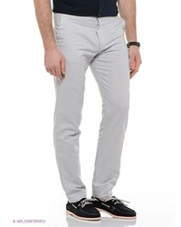 Серые брюки чинос от FiNN FLARE