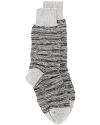Мужские серые вязаные носки от Issey Miyake