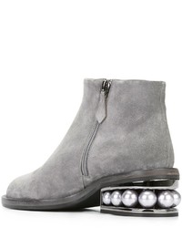Серые замшевые ботильоны от Nicholas Kirkwood
