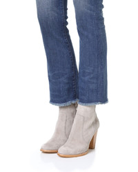 Серые замшевые ботильоны от Joie