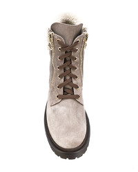 Женские серые замшевые ботинки на шнуровке от Moncler