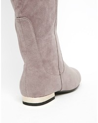 Серые замшевые ботфорты от Daisy Street