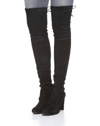 Серые замшевые ботфорты от Stuart Weitzman