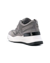 Серые замшевые кроссовки на танкетке от Rucoline